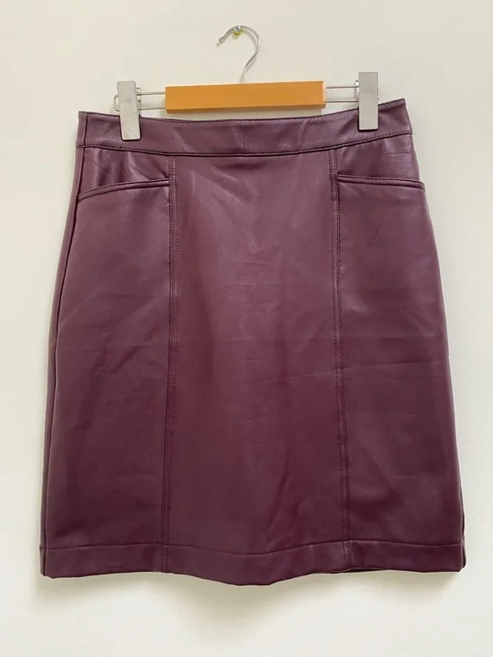 Reitmans Faux Leather Pencil Skirt - Plum - Picture 1 of 10